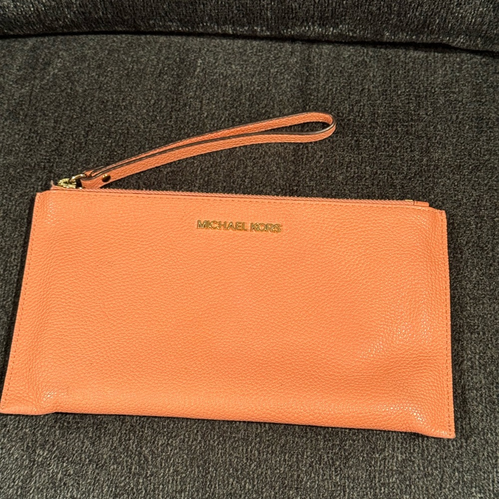 Michael Kors Peach Wristlet
